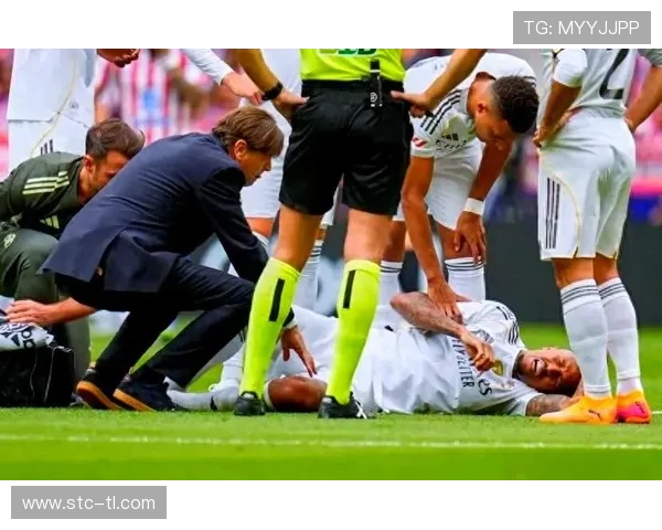 皇马进攻升级引发现阶段结构失衡,稳定性面临考验 皇马进攻升级引发现阶段结构失衡,稳定性面临考验