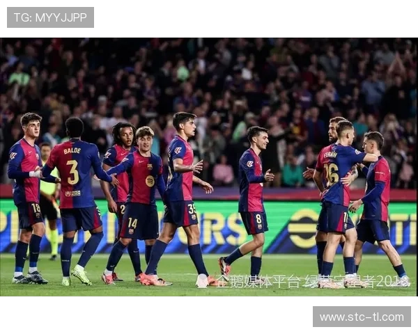 巴萨进攻流畅但纵深缺失,套路僵化影响破防效率 巴萨进攻流畅但纵深缺失,套路僵化影响破防效率